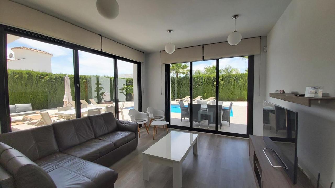 Villa La Mariña מראה חיצוני תמונה